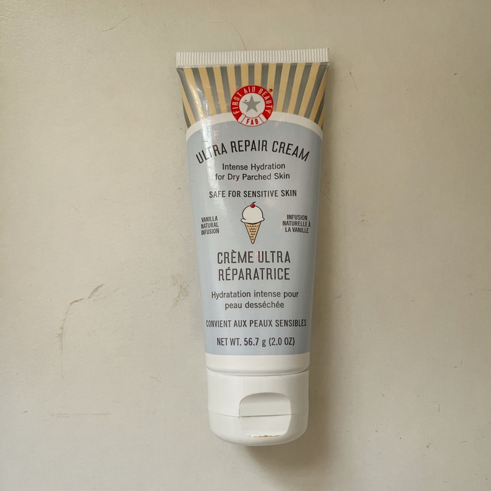 FIRST AID BEAUTY ULTRA REPAIR CREAM LIMITED EDITION VANILLA SCENT